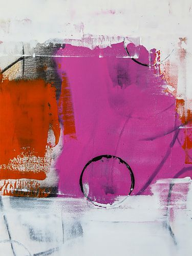 Pink and a black circle von Gabi Hampe