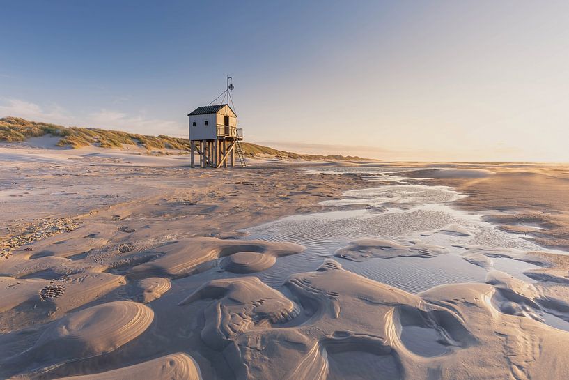 Drenkelingenhuisje op het strand van Terschelling van KB Design & Photography (Karen Brouwer)