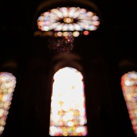 Light show Basilica Saint-Remi Reims by Nicolette Suijkerbuijk