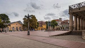 Opernhaus und Platz in Weimar