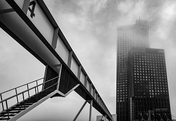 Image Maastoren in Rotterdam with bridge by Chihong