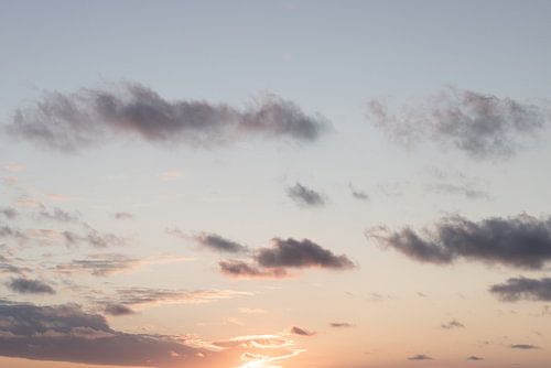 Pastelblauwe lucht 17