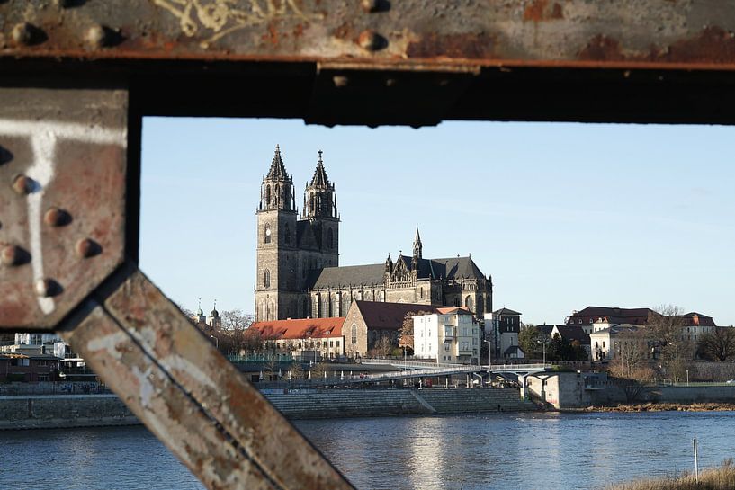De Dom van Maagdenburg, het herkenningspunt van de stad van Heiko Kueverling