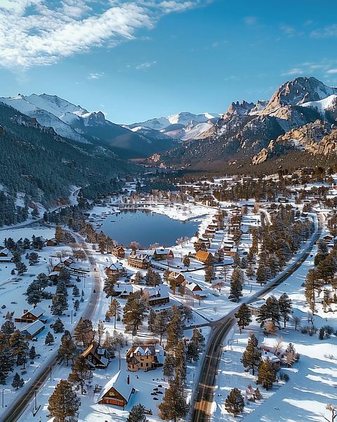 Wintermorgen in der Kleinstadt von fernlichtsicht