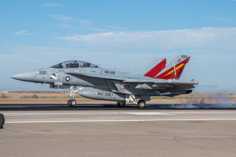 Touch and go of a Boeing EA-18G Growler at Naval Air Facility El Centro. by Jaap van den Berg