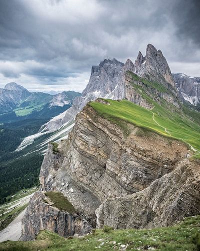 Seceda bergen dramatische kliffen in de Dolomieten