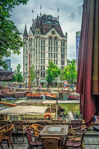 Vue du vieux port et de la Maison Blanche à Rotterdam par Leon Okkenburg