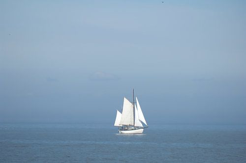 Zeilboot op de Oostzee bij Eckernförde