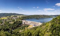 Edersee en stuwdam (panorama) van Frank Herrmann thumbnail