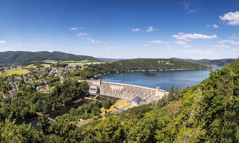 Edersee en stuwdam (panorama) van Frank Herrmann
