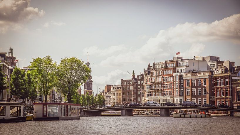 Amsterdam, city in the Netherlands by Dirk van Egmond