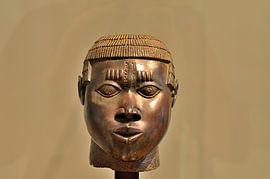 Bronzen Benin-beeld