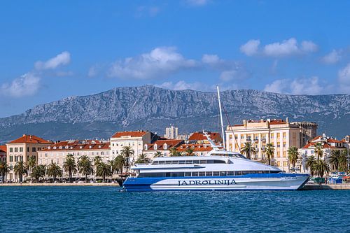 Kroatisch : Catamaran van Jadrolinija