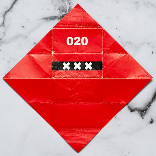 Zwergpost 020 auf Marmor