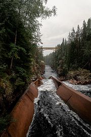 Schweden | Storstupet-Schlucht und Eisenbahnbrücke von Dylan Winter Visuals