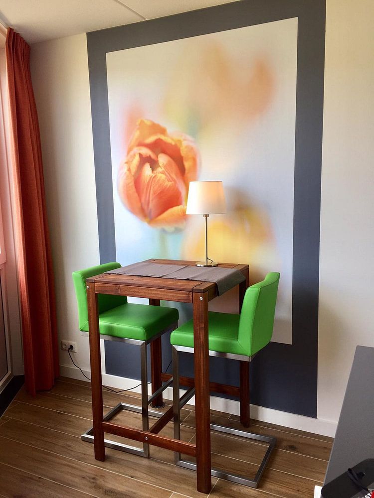 Finally Sunshine... (bloem, tulp)  van Bob Daalder 