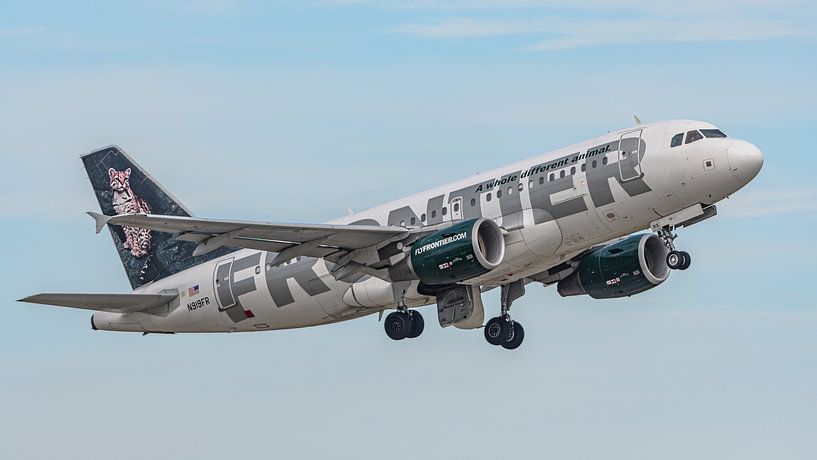Departing Frontier Airlines Airbus A319-100. by Jaap van den Berg
