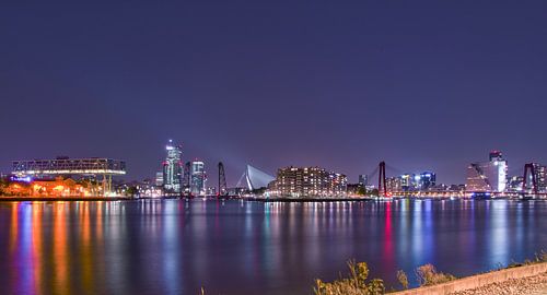 De complete skyline van Rotterdam by Rawbirdphotos Wouter Putter