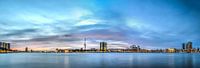 Rotterdam: zonsondergang boven de Nieuwe Maas van Frans Blok thumbnail