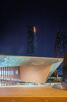 Rotterdam Centraal met de Delftse Poort (staand)