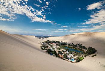 Woestijn Oasis in Huacachina, Peru