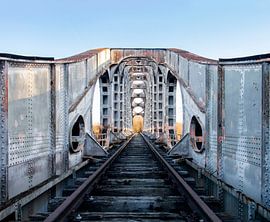 metal railroad bridge by picsbyronenvief