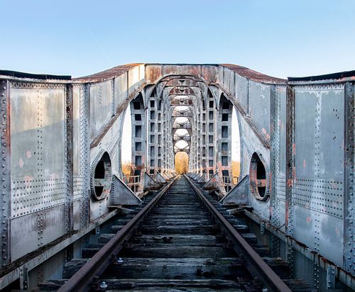 metal railroad bridge