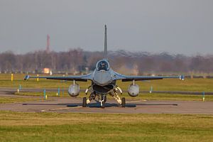 Royal Air Force F-16 Fighting Falcon (J-016).