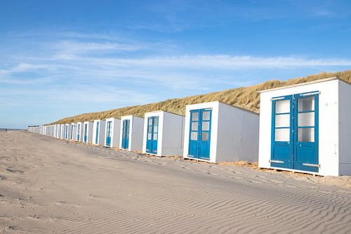 beach cottages blue by margriet kersbergen