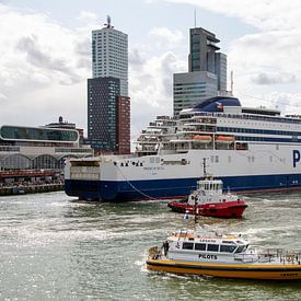 P&O Ferries boat in Rotterdam harbour by Bram de Muijnck