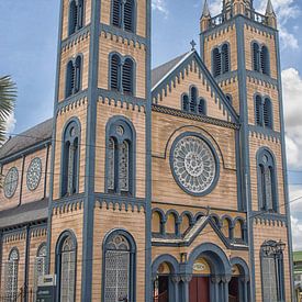 St. Petrus en Paulus Basiliek in Paramaribo van Patricia Hofmeester
