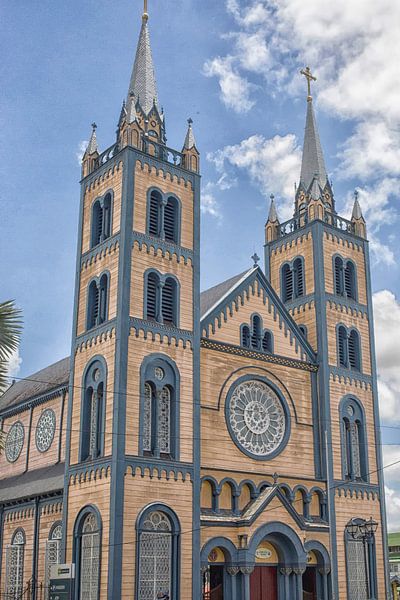 St. Petrus en Paulus Basiliek in Paramaribo van Patricia Hofmeester