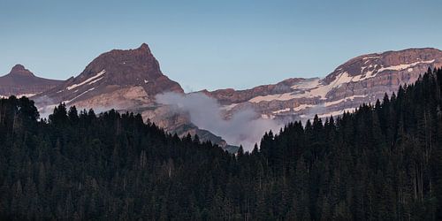 Les Diablerets Massief zonsondergang Zwitserland