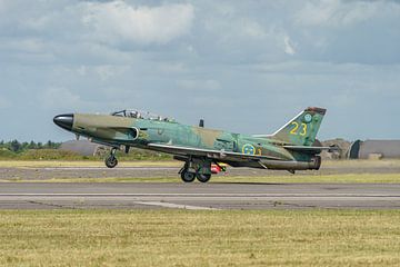 Historischer Flug der schwedischen Luftwaffe Saab J32B Lansen. von Jaap van den Berg