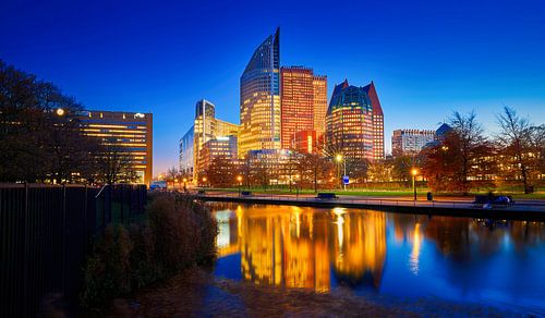 Den Haag Centrum Avond von Han Zuyderwijk