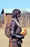 Mère avec fils d'une tribu éthiopienne