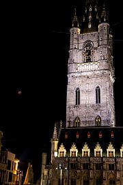 Blutmond in Gent von Marcel Derweduwen