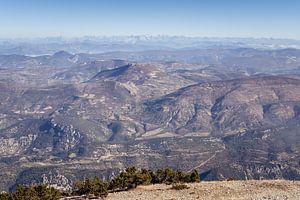 Vue du Ventoux sur la Provence et les Alpes