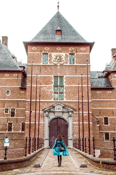 The girl at the gate by HotspotsBenelux