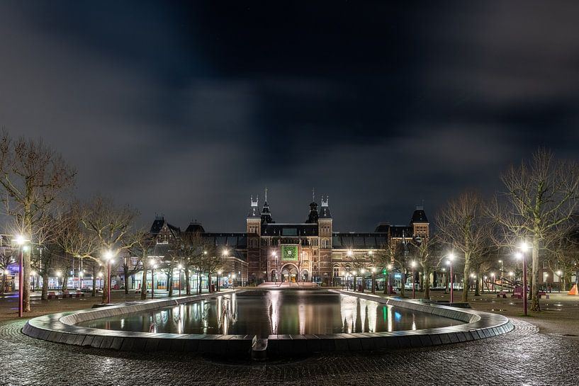 Avondklok in Amsterdam - Rijksmuseum van Renzo Gerritsen