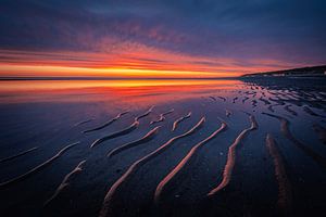 De magische zonsondergang aan de kust in Haamstede