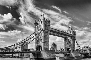 Tower bridge, London van Maerten Prins