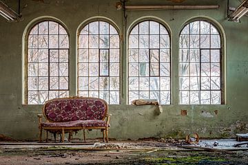 Lost Place - verlaten ruimtes - wanneer de natuur zijn intrede doet van Gentleman of Decay