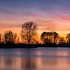 Kleurrijke zonsondergang over  de IJssel by Ralf Köhnke