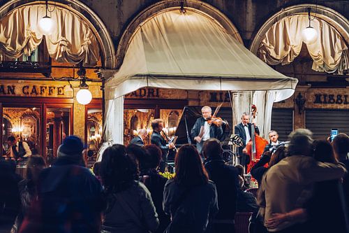 Venedig - Markusplatz bei Nacht
