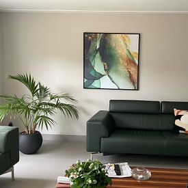 Klantfoto: Botanical Brilliance | Botanische Schoonheid - Abstract aquarel in emerald / smaragd groen en goud van MadameRuiz, op canvas