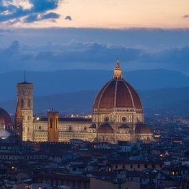 The Florence Duomo at night by Roelof Nijholt