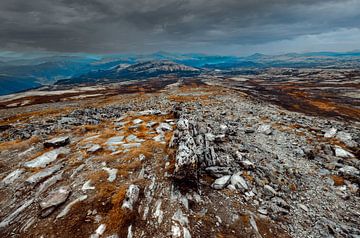 Herfst in Rondane van Peter Jacek