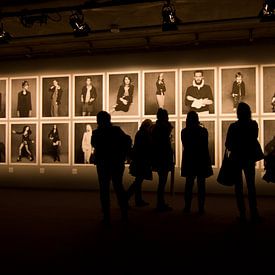 Expositie Black Jacket, Karl Lagerfeld Berlin van Tim Onwezen