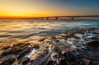 Elements (zonsopkomst bij Zeelandbrug) van Thom Brouwer thumbnail